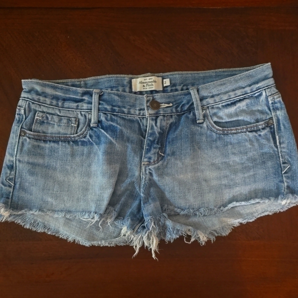 Abercrombie and Fitch, size 2, Blue Jean
